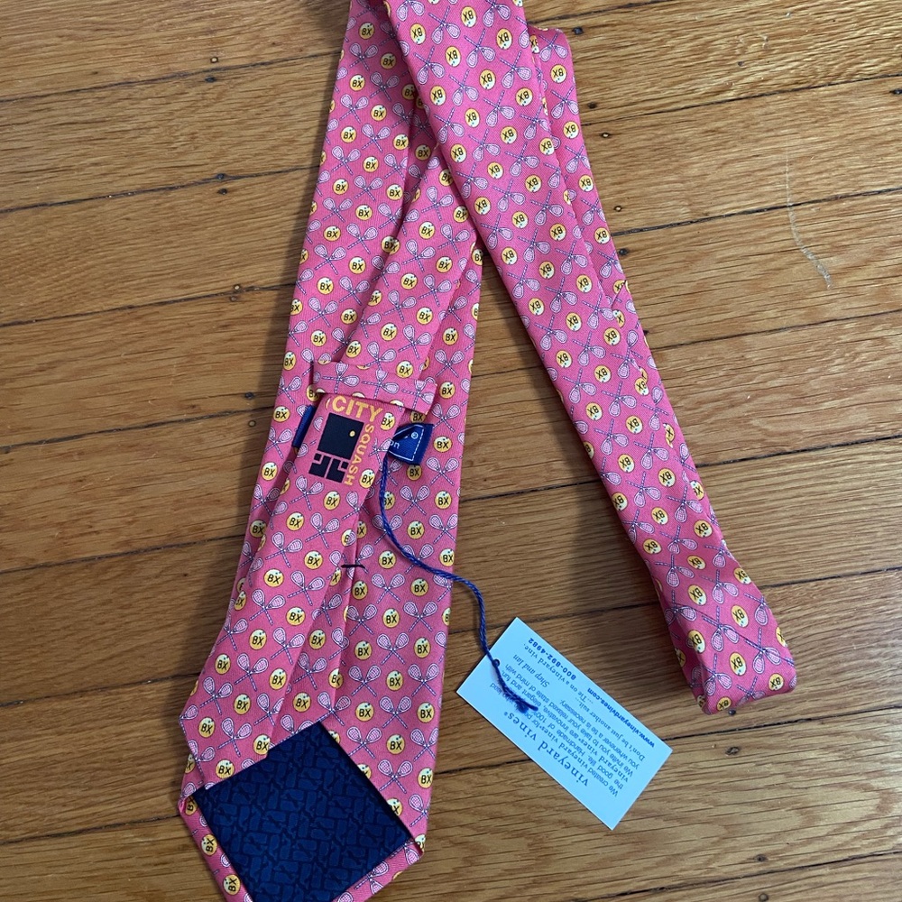 Vineyard Vines Tie